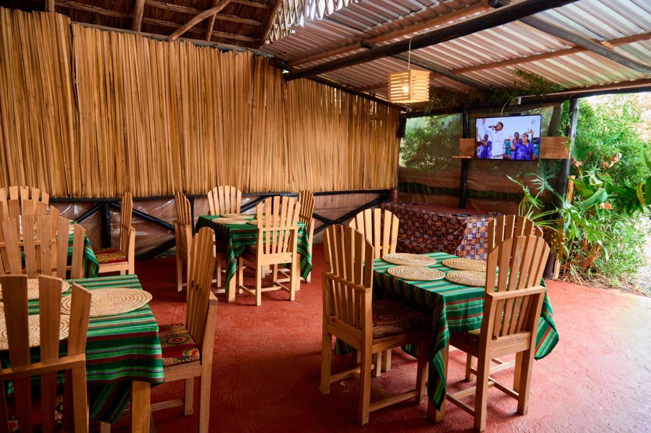Freedom Inn Arusha Luaran gambar