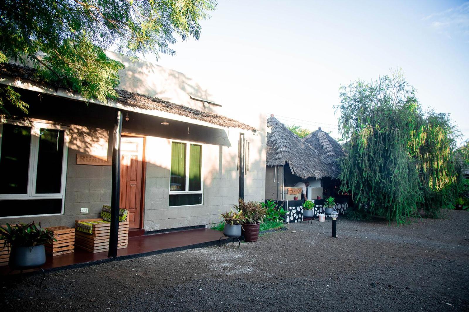 Freedom Inn Arusha Luaran gambar